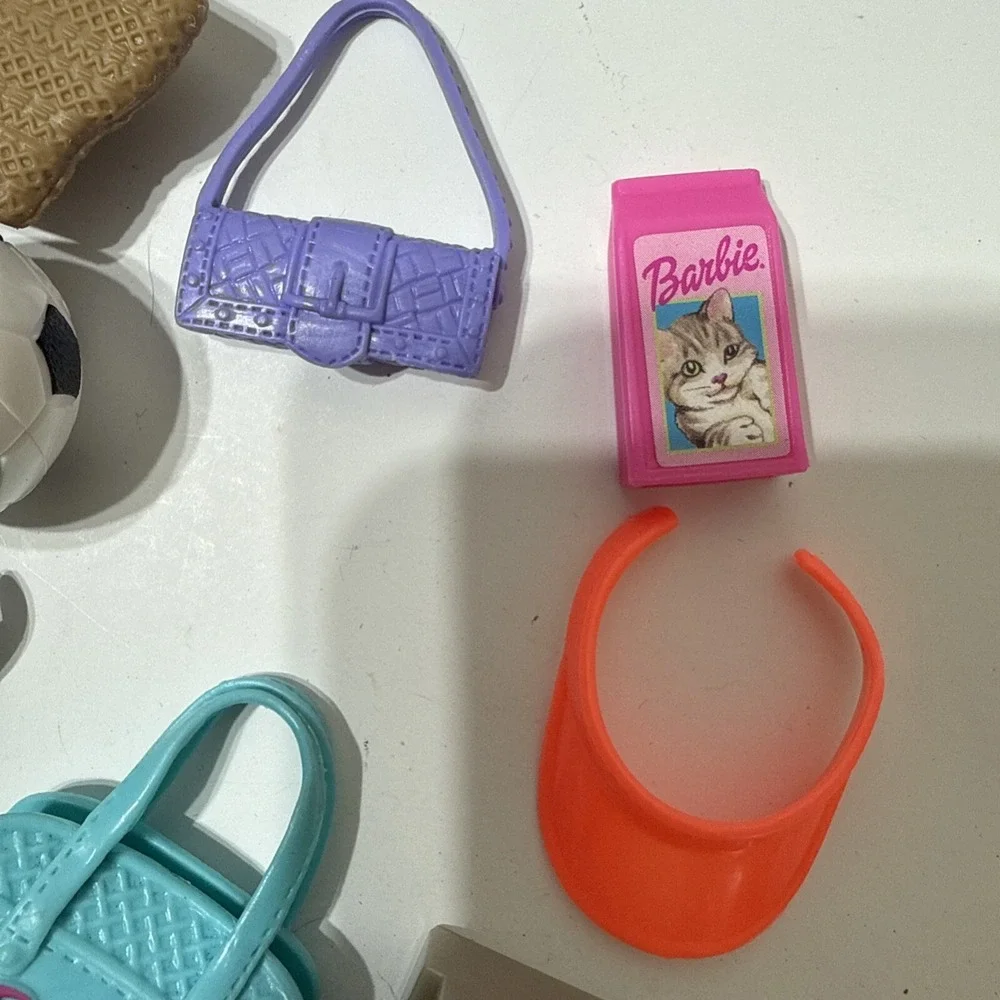 Barbie Brand Mixed LOT Of 18 Marked B Purse Shoes Cash Register Swim Tube‎ Ball